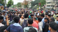 ১৮তম নিবন্ধনে অকৃতকার্যদের এনটিআরসিএ ঘেরাও, পুলিশের লাঠিচার্জ