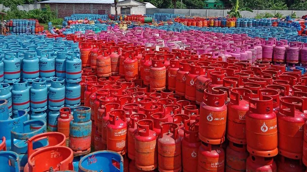 এলপি গ্যাসের দাম আরও কমলো