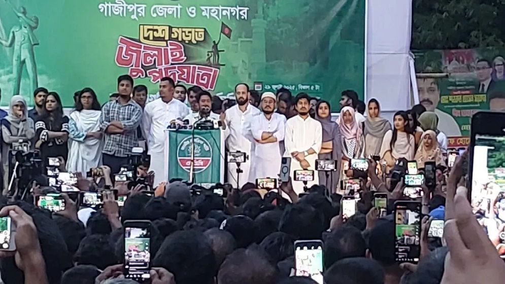 ৫ আগস্টের মধ্যে জুলাই ঘোষণাপত্র: নাহিদ ইসলাম
