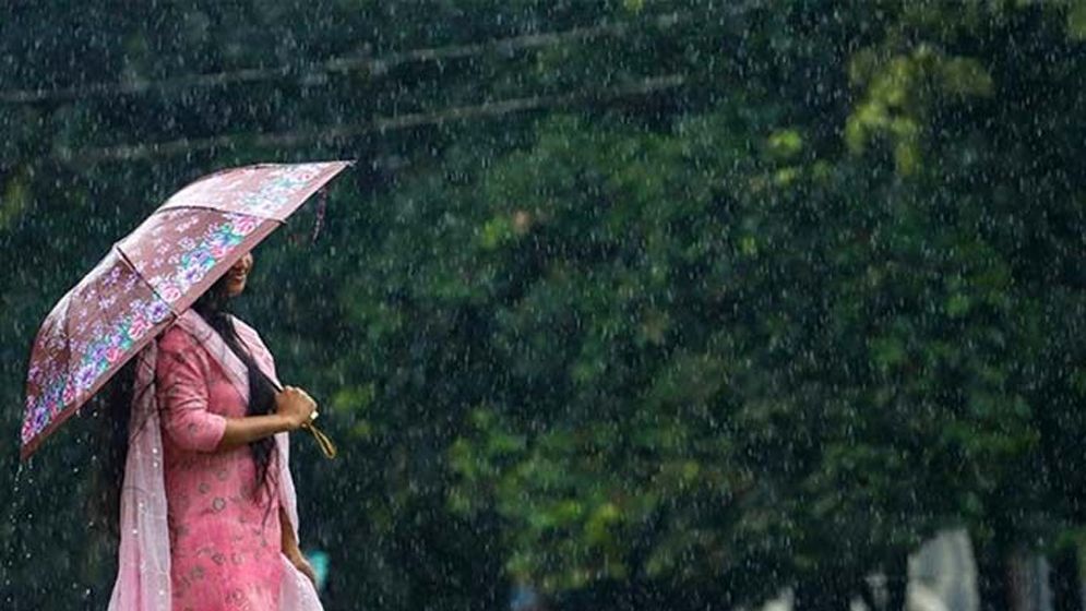 রাজধানীসহ সারাদেশে বৃষ্টির আভাস, বাড়বে তাপমাত্রা