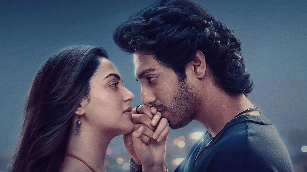 ‘সাইয়ারা’ দেখে কেঁদে অজ্ঞান দর্শক, এক সপ্তাহেই বাজেটের চারগুণ আয়!