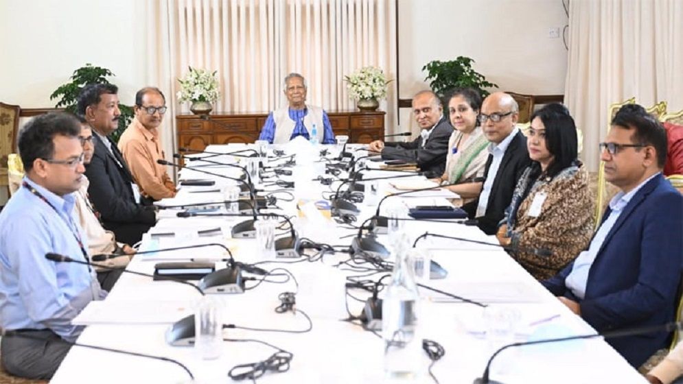 প্রাথমিকে প্রধান শিক্ষকের শূন্য পদে দ্রুত নিয়োগের নির্দেশ প্রধান উপদেষ্টার