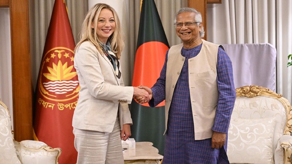 বাংলাদেশে স্টারলিংক চালু, কার্যকর সহায়তা পাওয়ায় প্রশংসা করলেন স্পেসএক্সের ভাইস প্রেসিডেন্ট