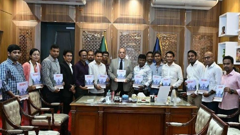 সংবাদ লেখার ক্ষেত্রে বস্তুনিষ্ঠতা বজায় রাখার আহ্বান প্রধান বিচারপতির