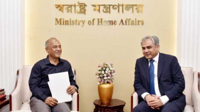 স্বরাষ্ট্র উপদেষ্টার সঙ্গে পাকিস্তানের স্বরাষ্ট্রমন্ত্রীর বৈঠক, যেসব আলাপ হলো