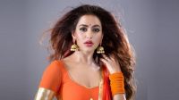 ডিপ্রেশনে নুসরাত ফারিয়া: সোশ্যাল মিডিয়ায় মর্মস্পর্শী পোস্ট
