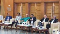 দলীয় প্রধান প্রধানমন্ত্রী হতে পারবেন না, রাজনৈতিক দলকে জানাল কমিশন