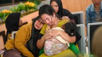 ইন্দোনেশিয়ায় ফেরিডুবিতে ৪ জনের মৃত্যু, নিখোঁজ ৪০