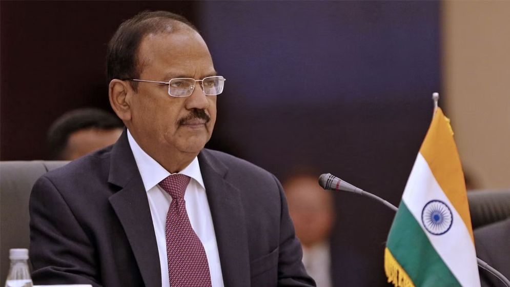 ভারতকে শুল্ক হুঁশিয়ারির পরই মস্কোতে দোভাল