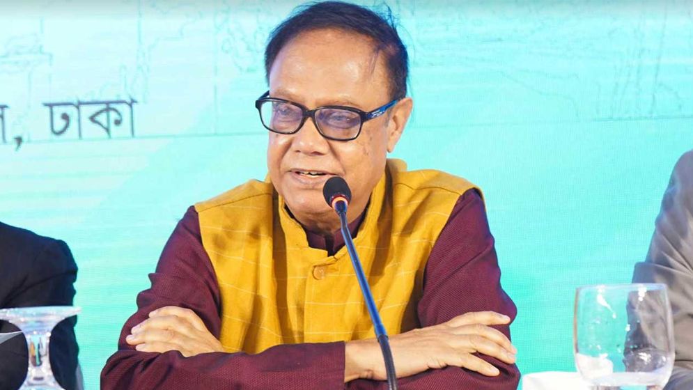 দেশের বর্তমান পরিস্থিতিতে বিনিয়োগের প্রত্যাশা কাল্পনিক: গভর্নর