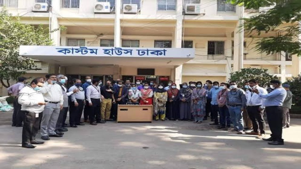সিন্ডিকেটের কবলে সরকার হারাচ্ছে শত শত কোটি টাকার রাজস্ব