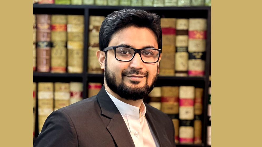 গৃহকর্মী চক্রের টার্গেটে ব্যারিস্টার মুহাম্মদ ওমর সোয়েব চৌধুরী