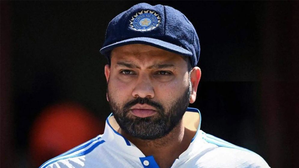 যে কারণে টেস্ট থেকে আচমকা অবসর নিলেন রোহিত