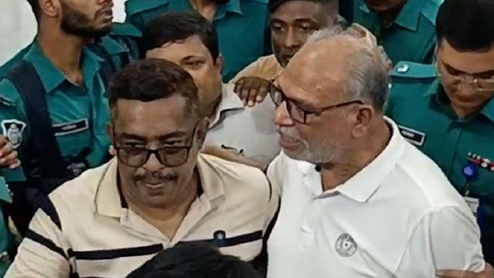 লতিফ সিদ্দিকী, অধ্যাপক কার্জনসহ ডিআরইউ থেকে আটক ব্যক্তিরা গ্রেফতার