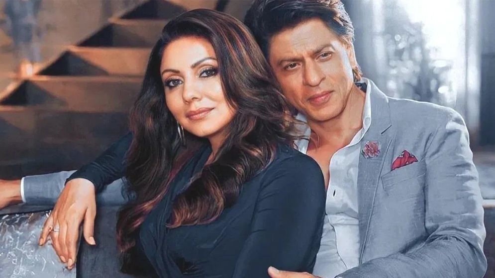 স্ত্রীর জন্য শুটিং মাঝপথে ছেড়ে দেশে ফিরেছিলেন শাহরুখ!