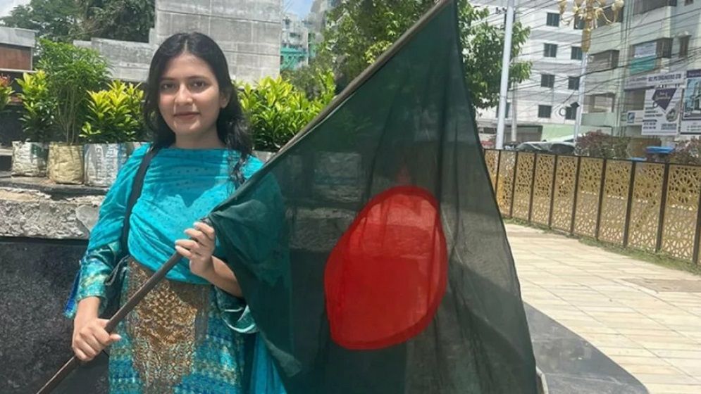 রাকসু ইতিহাসে প্রথম নারী ভিপি প্রার্থী তাসিন খান