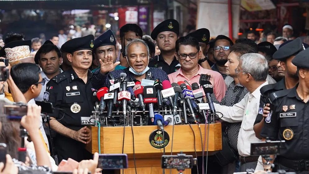 প্রধান উপদেষ্টার ঘোষিত সময়েই নির্বাচন হবে: স্বরাষ্ট্র উপদেষ্টা