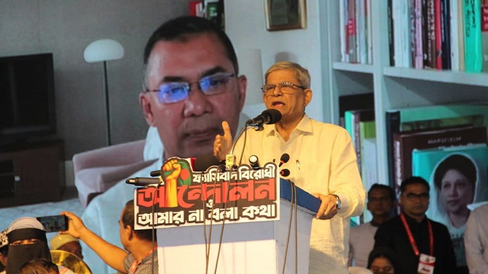 গণতন্ত্র উত্তরণের পথে প্রতিবন্ধকতা সৃষ্টির ষড়যন্ত্র চলছে: মির্জা ফখরুল