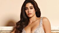 বিশ্বকাপের প্রস্তুতিতে ৩০ লাখ কুকুর হত্যার সিদ্ধান্ত, ক্ষুব্ধ জাহ্নবী