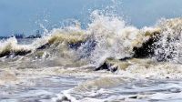 চার সমুদ্রবন্দরে ৩ নম্বর সতর্ক সংকেত