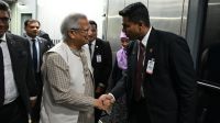 মালয়েশিয়ায় পৌঁছেছেন প্রধান উপদেষ্টা