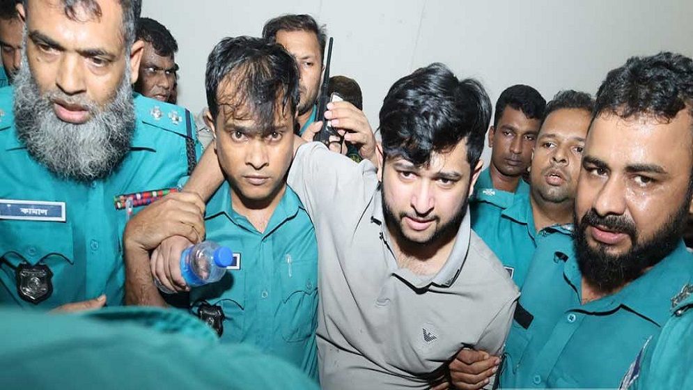 কনটেন্ট ক্রিয়েটর তৌহিদ আফ্রিদী রিমান্ডে