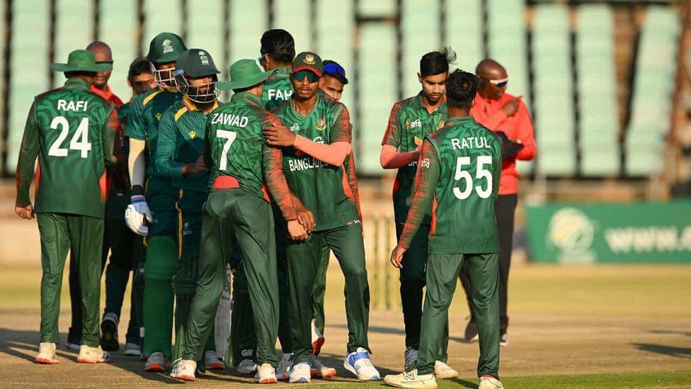 শক্তিশালী দক্ষিণ আফ্রিকাকে হারিয়ে চ্যাম্পিয়ন বাংলাদেশ
