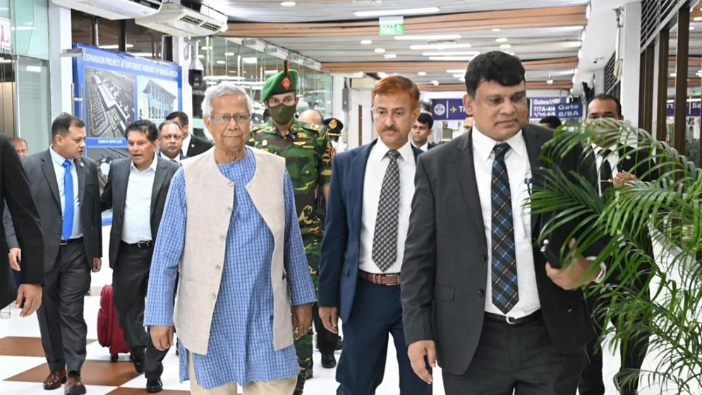 জাতিসংঘের অধিবেশনে যোগ দিতে নিউইয়র্কের পথে ড. মুহাম্মদ ইউনূস