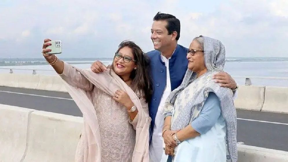 'রাহুল-প্রিয়াঙ্কা মডেলে' ছেলেমেয়েকে দলীয় নেতৃত্বে আনছেন শেখ হাসিনা