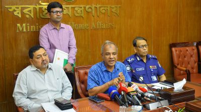 যাবজ্জীবনের মেয়াদ কমানোর চিন্তা করছে সরকার: স্বরাষ্ট্র উপদেষ্টা
