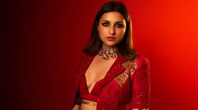 ভক্তদের সুখবর দিলেন পরিণীতি চোপড়া