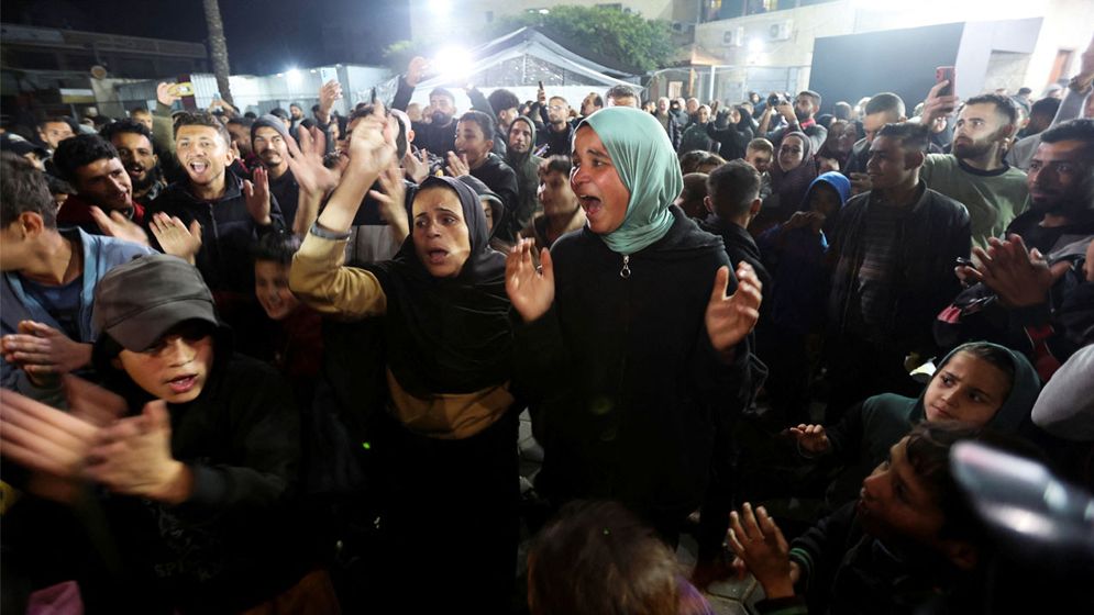 গাজায় যুদ্ধবিরতি চুক্তিতে উচ্ছ্বাসের জোয়ার