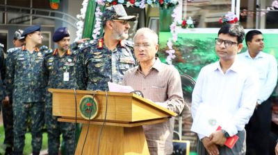 অস্ত্রসহ আনসার থাকবে প্রতি ভোটকেন্দ্রে: স্বরাষ্ট্র উপদেষ্টা