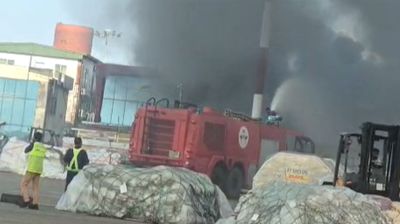 শাহজালাল আন্তর্জাতিক বিমানবন্দরের কার্গো ভিলেজে আগুন  