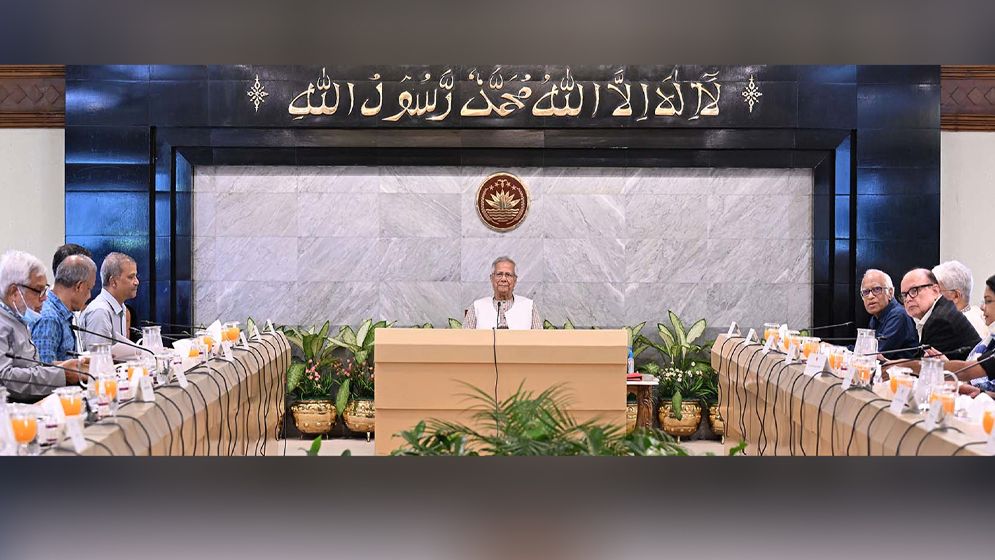 উপদেষ্টা পরিষদের বিশেষ সভায় খালেদা জিয়ার জন্য দোয়া