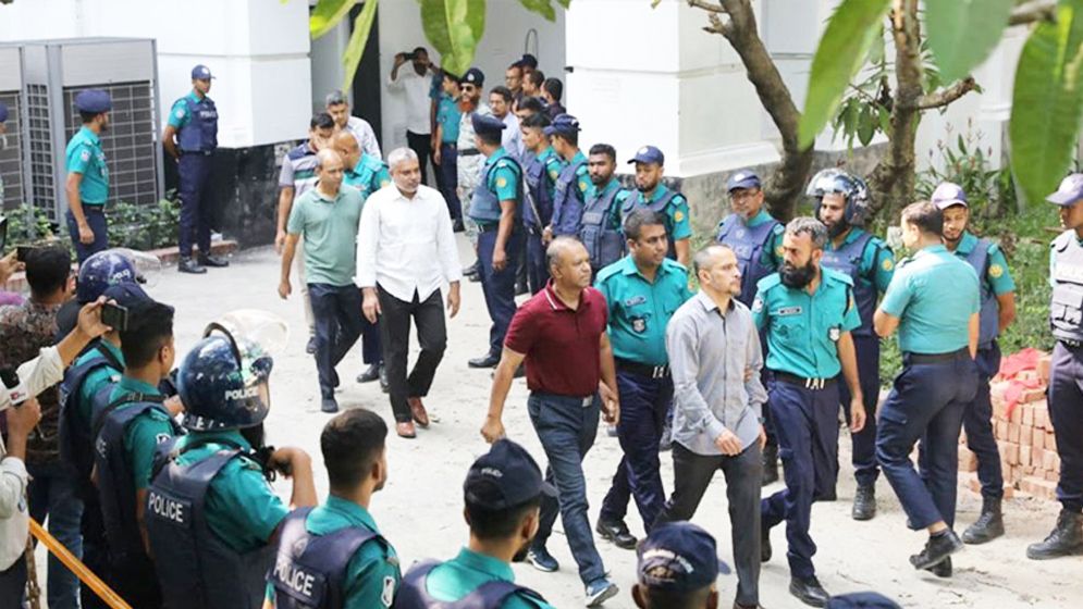 গুমের মামলায় সেনা কর্মকর্তাদের ভার্চুয়াল হাজিরার আবেদন