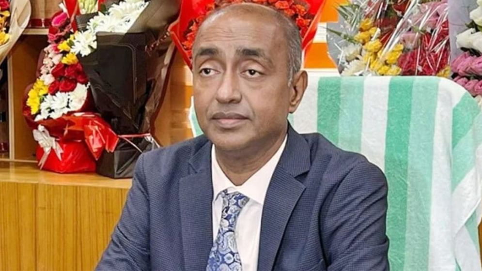 নির্বাচনে অংশ নেবেন অ্যাটর্নি জেনারেল