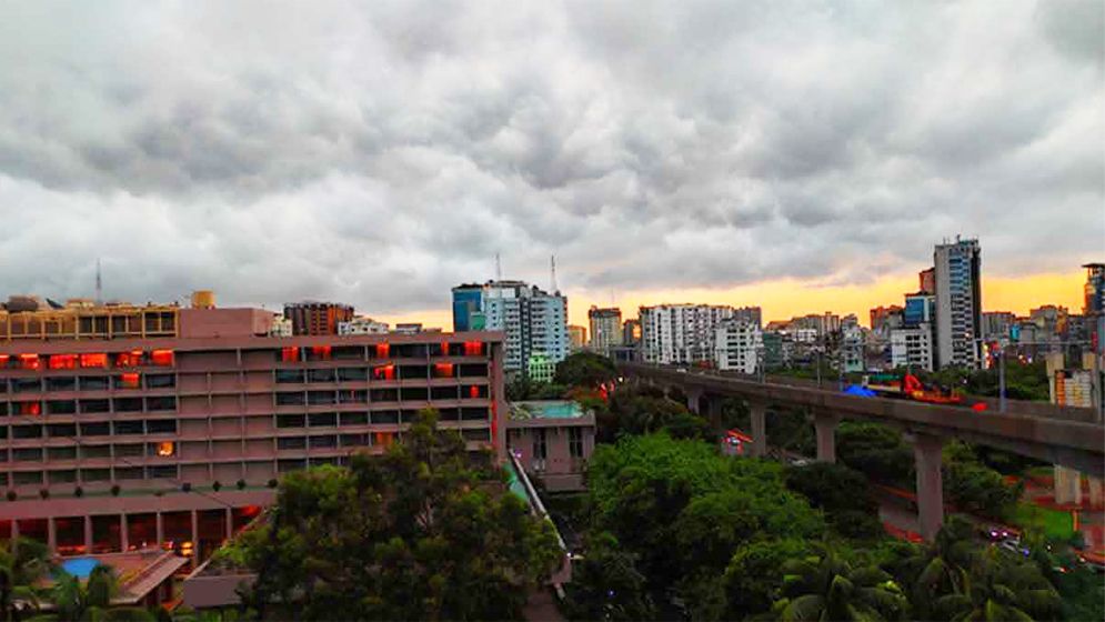 আজ ঢাকায় আংশিক মেঘলা আকাশ, শুষ্ক থাকবে আবহাওয়া