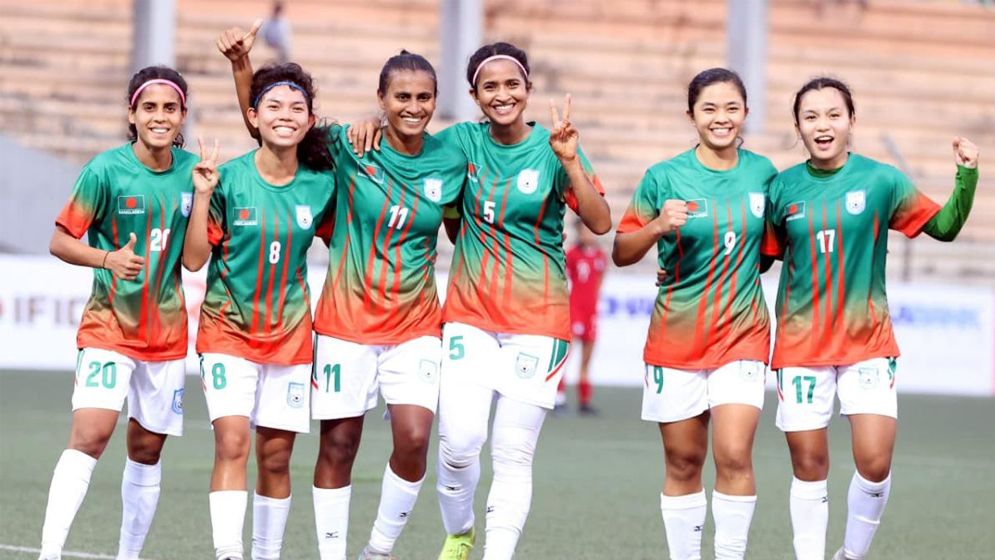 নারী ফুটবলারদের প্রতি বৈষম্য কেন অবৈধ নয়, হাইকোর্টের রুল