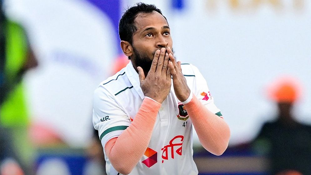 ইতিহাসে কিংবদন্তিদের কাতারে মুশফিক