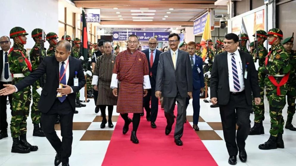 ঢাকা ছাড়লেন ভুটানের প্রধানমন্ত্রী শেরিং তোবগে