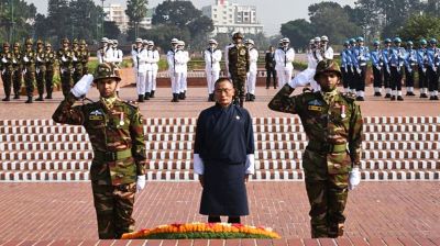 সাভারে জাতীয় স্মৃতিসৌধে শ্রদ্ধা নিবেদন করলেন ভুটানের প্রধানমন্ত্রী