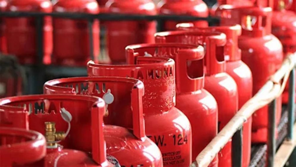 বাড়লো এলপিজি গ্যাসের দাম