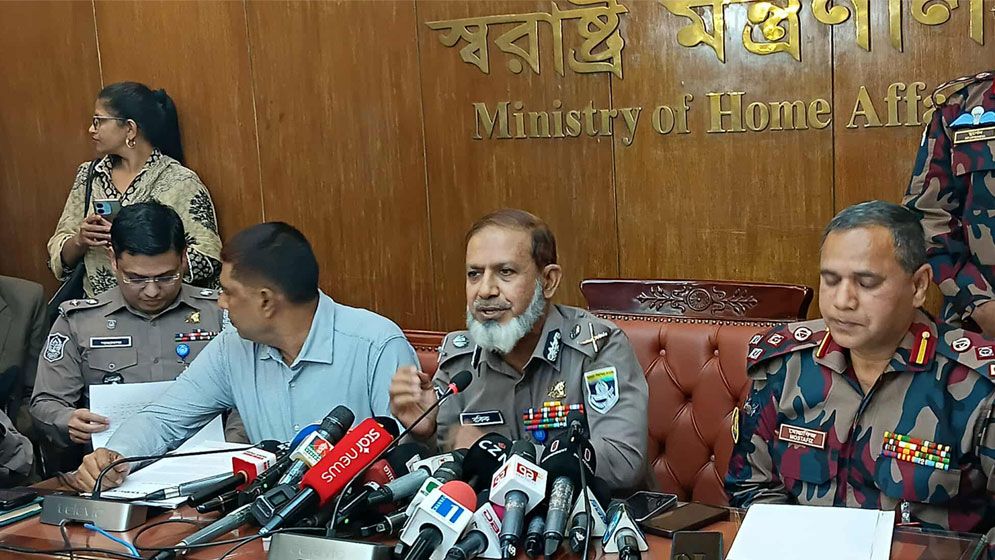 হাদির হত্যাকারী সম্পর্কে সুনির্দিষ্ট তথ্য নেই : অতিরিক্ত আইজিপি