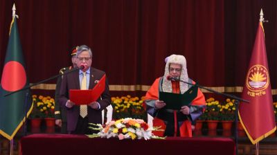 প্রধান বিচারপতি হিসেবে শপথ নিলেন জুবায়ের রহমান চৌধুরী