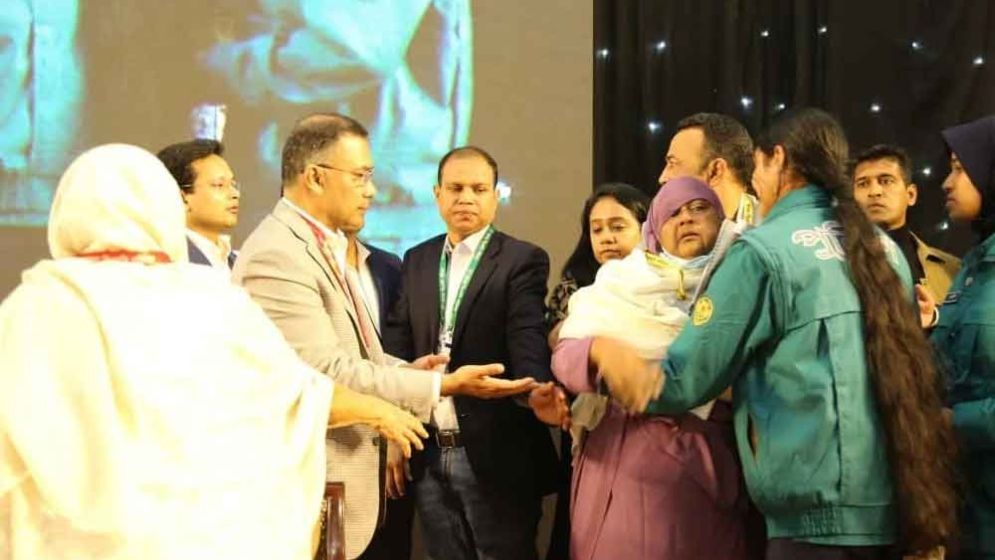 গুমের শিকার পরিবারের সঙ্গে তারেক রহমানের মতবিনিময়