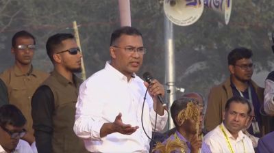 সমাবেশ মঞ্চে তারেক রহমান, দ্বিধা-দ্বন্দ্ব ভুলে কাজ করার আহ্বান