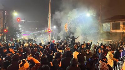 ইরানে নজিরবিহীন বিক্ষোভ, বিশ্ব থেকে বিচ্ছিন্ন