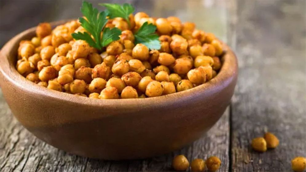 ইফতারে ছোলা : ভিজিয়ে নাকি সেদ্ধ—কোনটি বেশি উপকারী?