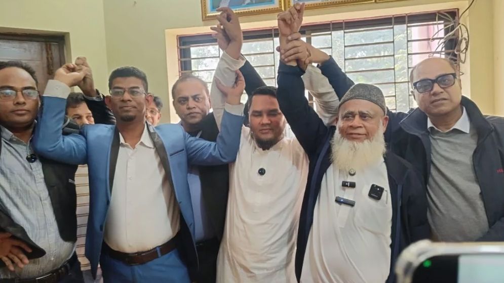 নির্বাচন থেকে সরে দাঁড়ালেন গণধিকার প্রার্থী